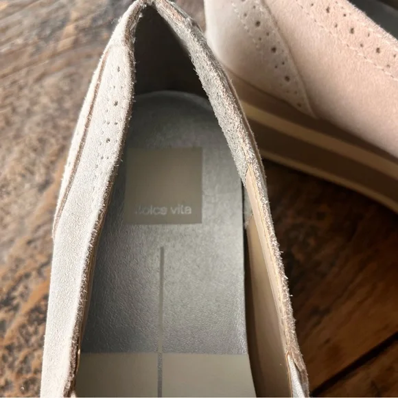 Dolce Vita Jhenee Suede Platform Slip-On Loafers, Beige Size 9 - Picture 4 of 9